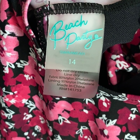 Beach Party Swimsuit- Size 14 - Picture 4 of 4
